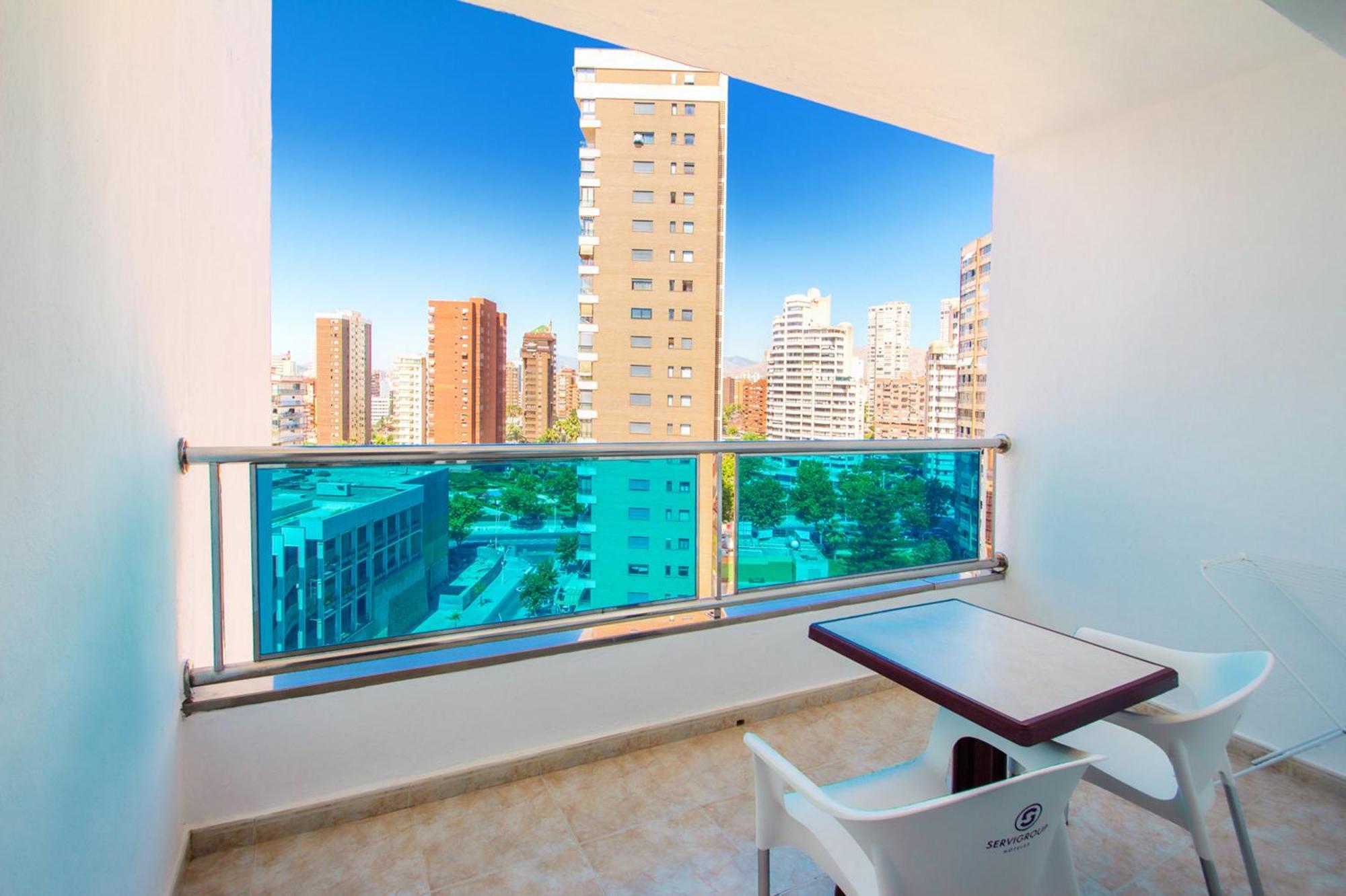 Hotel Servigroup Castilla Бенидорм Номер фото