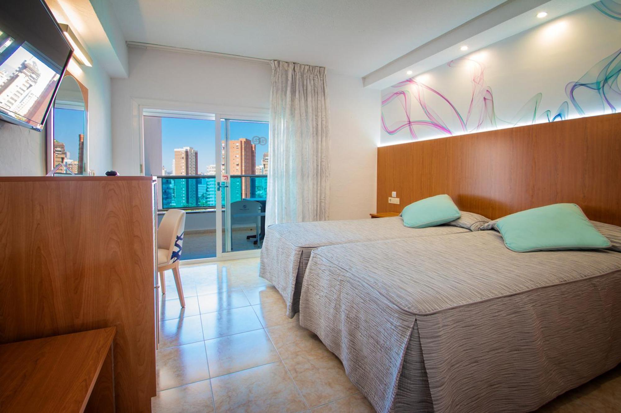 Hotel Servigroup Castilla Бенидорм Номер фото
